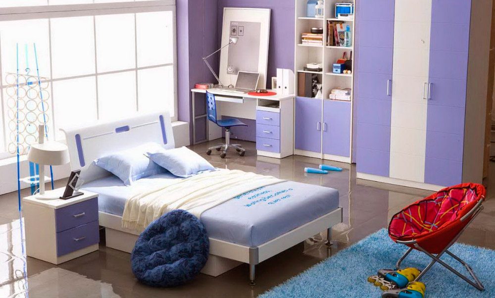 Habitación para niñas en blanco y lila