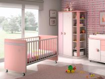 Habitación de bebé estilo minimalista